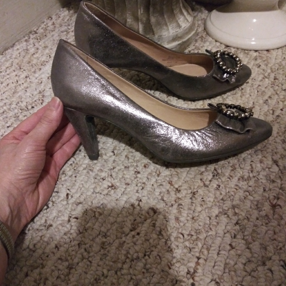 Nurture Julee Silver Leather With Rhinestone Buckle Pumps - Picture 2 of 8